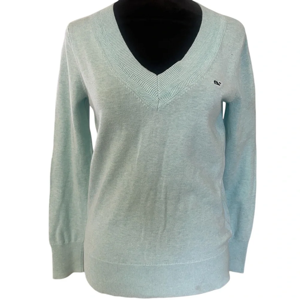 Vineyard Vines Turquoise baby blue V neck fitted sweater, XS - Picture 8 of 9